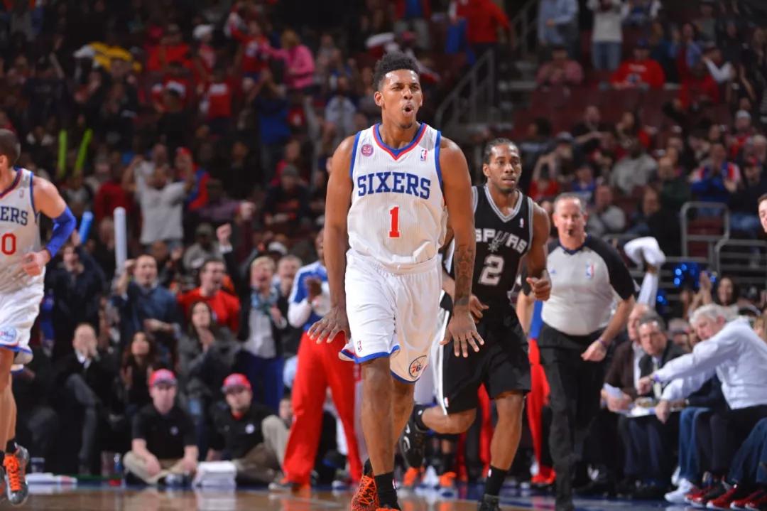 天空体育：贝洛蒂已返回卡利亚里继续治疗，预计明年春天复出