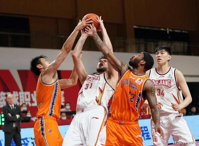 JDG官方：Tabe正式担任JDG战队主教练