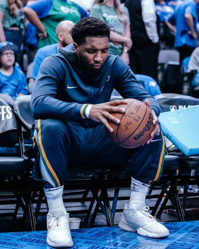 梅西与穆勒再聚首，美职联总决赛对决历史宿命。