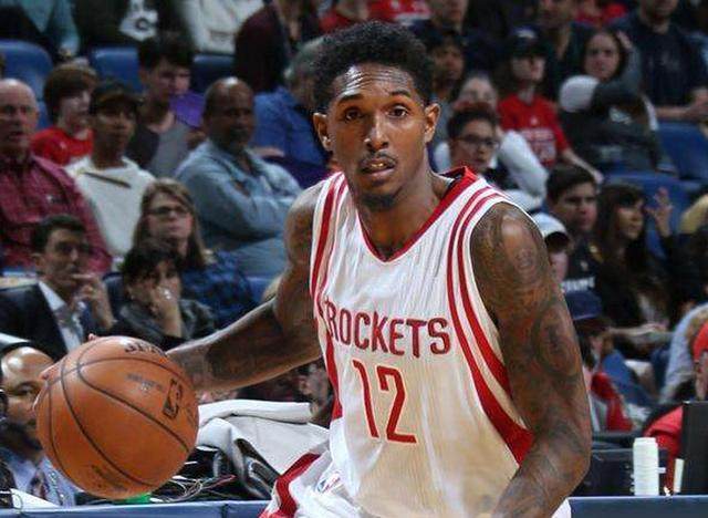 斯卢茨基：对手核心球员我们限制得不是特别好，给了很多机会