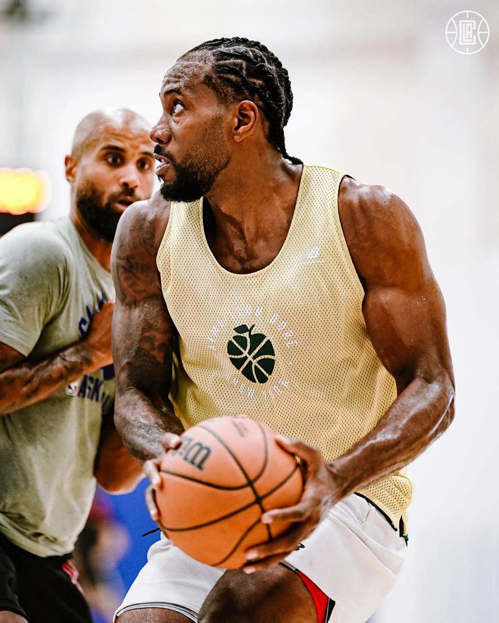 特狮社媒祝福阿尔巴：我们曾一起赢得无数荣誉，祝你未来一切顺利