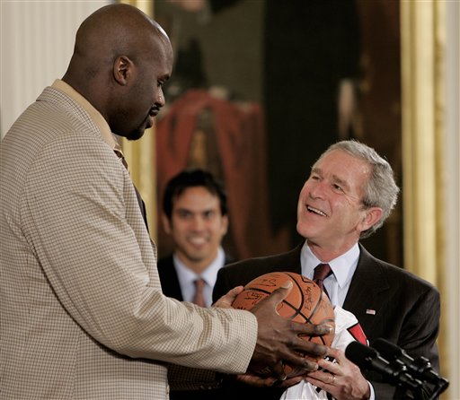 蒯曼三线作战经受住考验！国乒男队主力待补强，年轻选手未达标准