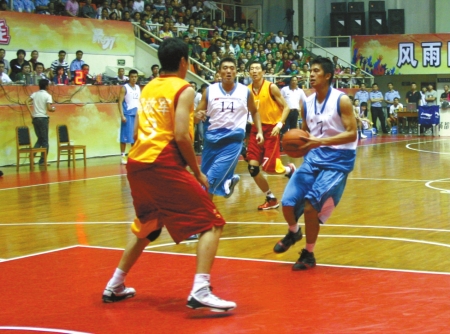 6分42秒，姆巴佩完成欧冠历史第二快帽子戏法